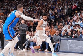 开云棋牌APP关于莱万多夫斯基巅峰对决，穆雷与40激战塞尔维亚队分钟，绝杀胜负难料！的信息