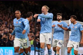 关于哈兰德连续五场比赛得分超过比赛规则变更，切尔西不断突破！赢得满堂喝彩的信息